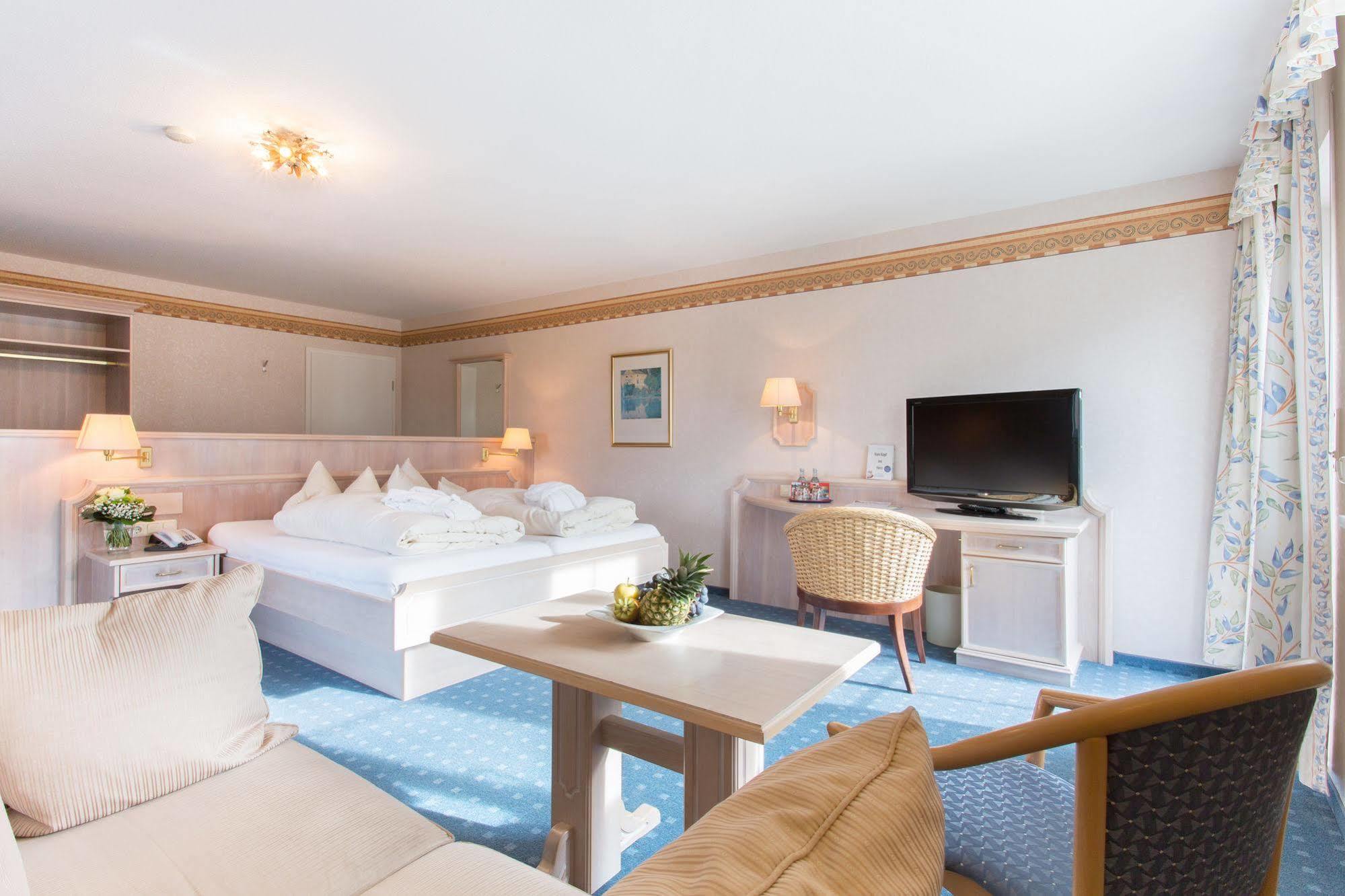 באד וויריסהופן Hotel Bayernwinkel - Yoga & Ayurveda מראה חיצוני תמונה